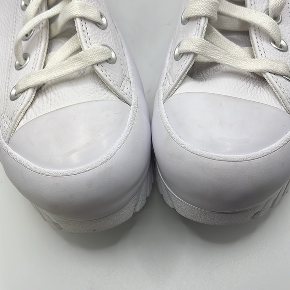 NWT Converse Lugged 2.0 Platform Shoe Sneakers High Top White Leather Womens 10 - Picture 7 of 13